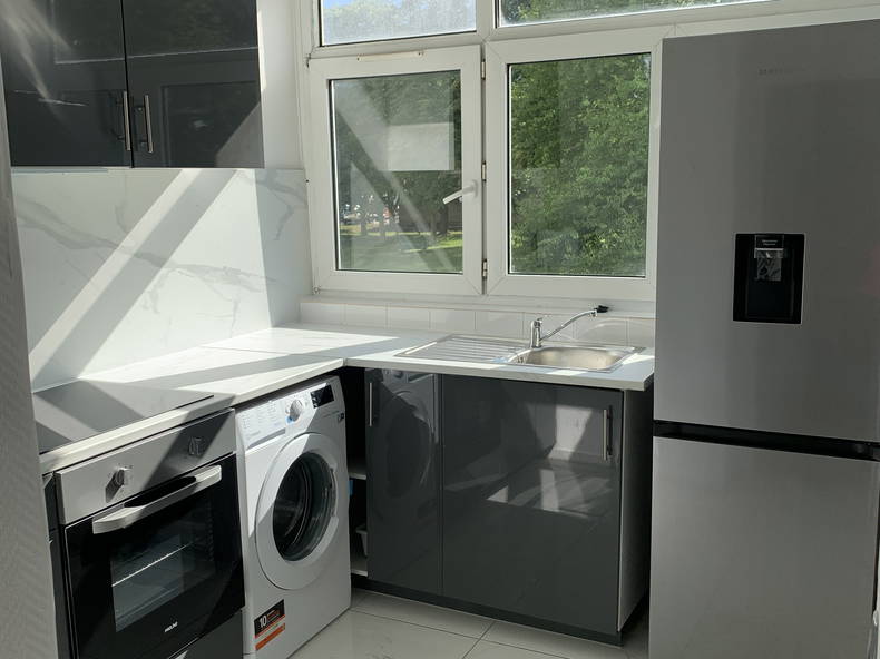 Kolokation Évry-Courcouronnes 260001-2