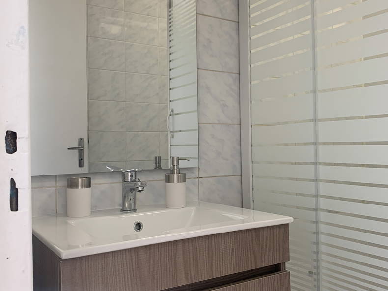 Kolokation Évry-Courcouronnes 260001-5