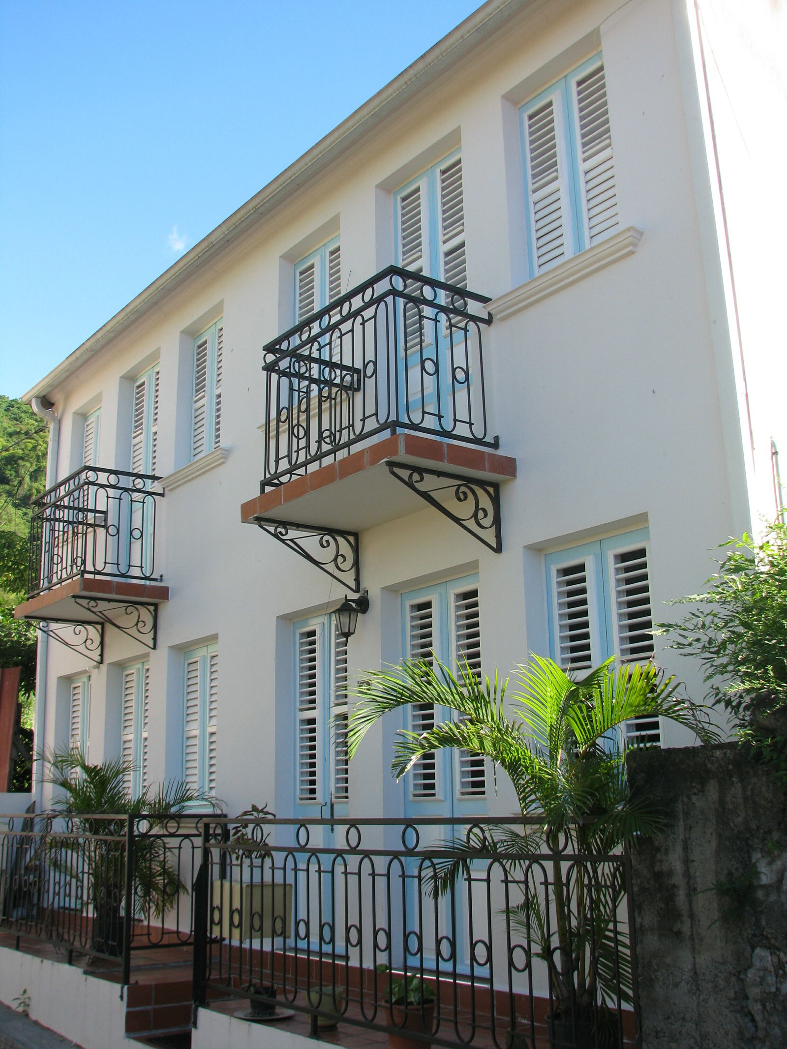 Independent Studio Saint-Pierre 241004