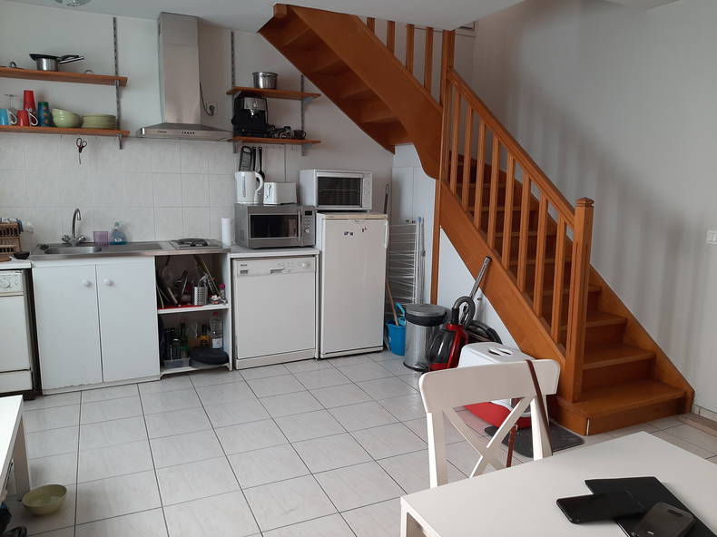 Entire Home Fontainebleau 255118-3