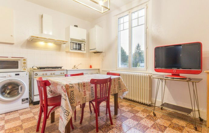 Entire Home Genlis  29845