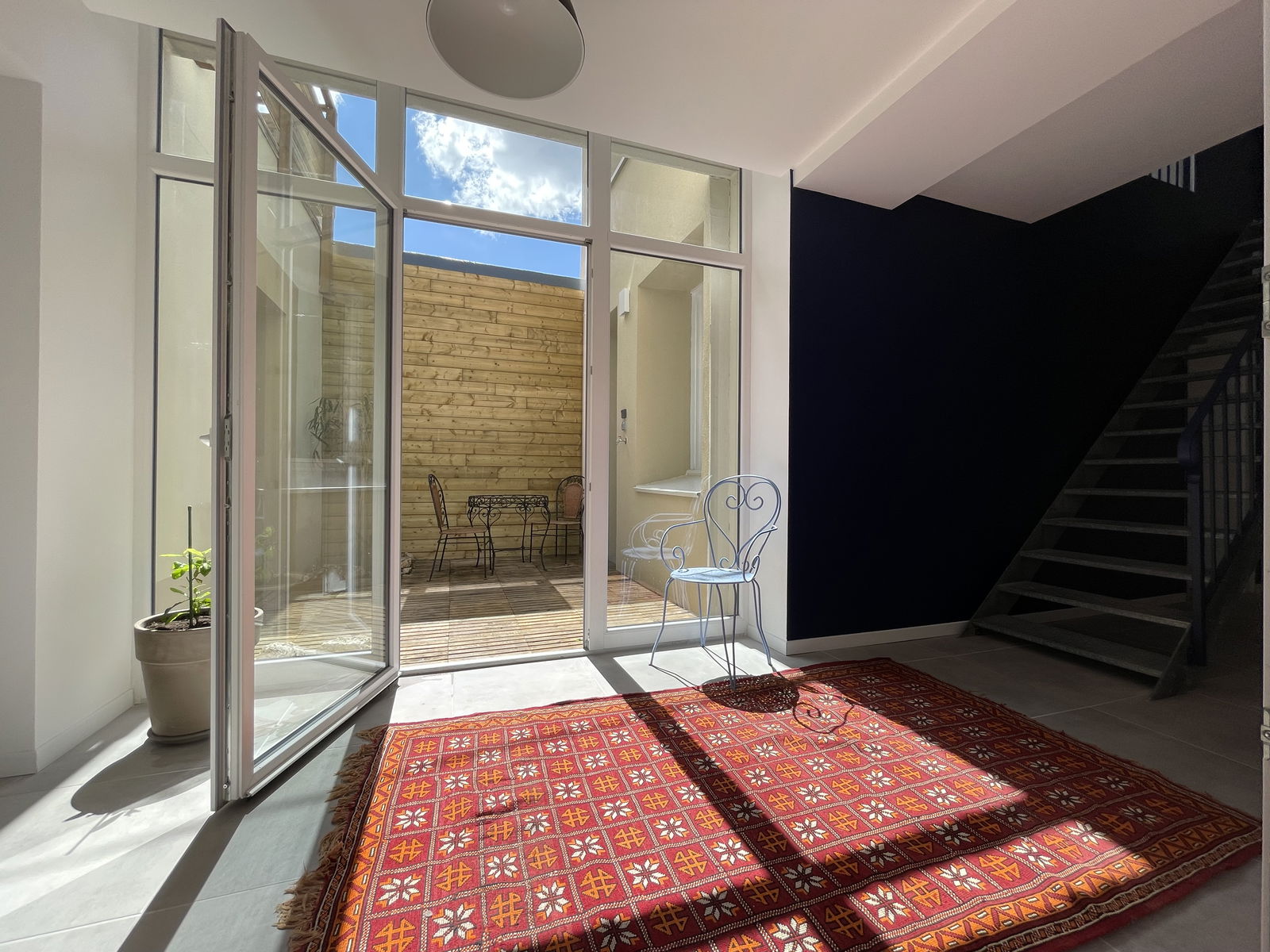 Colocation Tours 268135