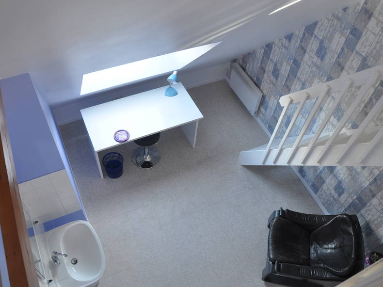 Quedarse En Casa Caen 221340-3