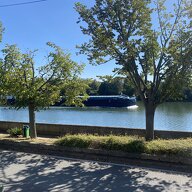 Homestay Ablon-sur-Seine 322299