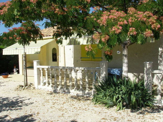 Bed And Breakfast Clarensac 29813-1