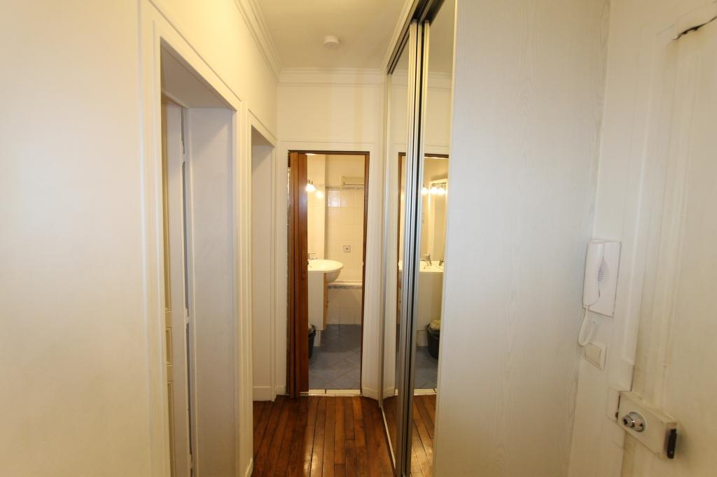 Independent Studio Paris 264796