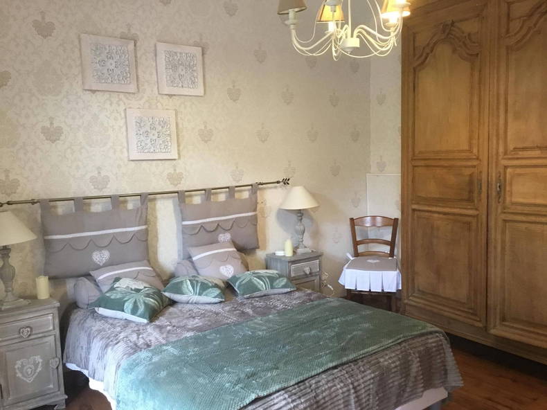 Entire Home Frasnoy 249975-1