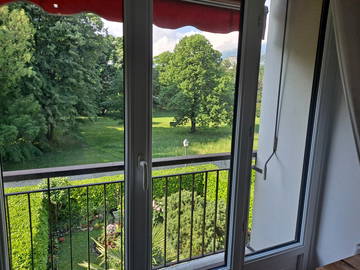 Roomlala | Furnished room 17 m2 in 5-room apartment
