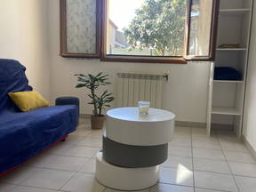 Chambre meublée