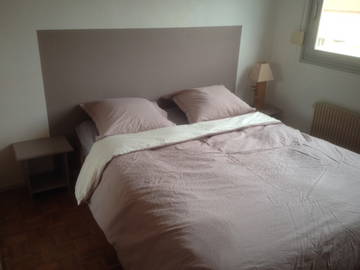 Roomlala | Furnished room, 5 minutes from La X Rousse