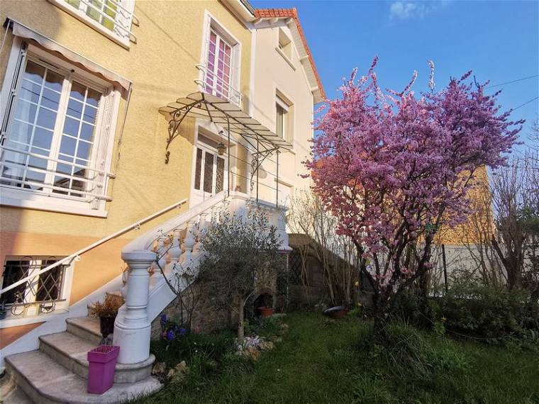 Homestay Livry-Gargan 240720