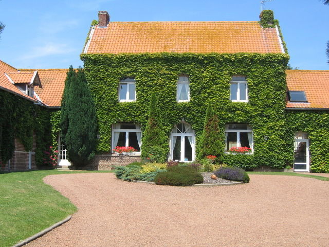 Independent Studio Peuplingues 11468