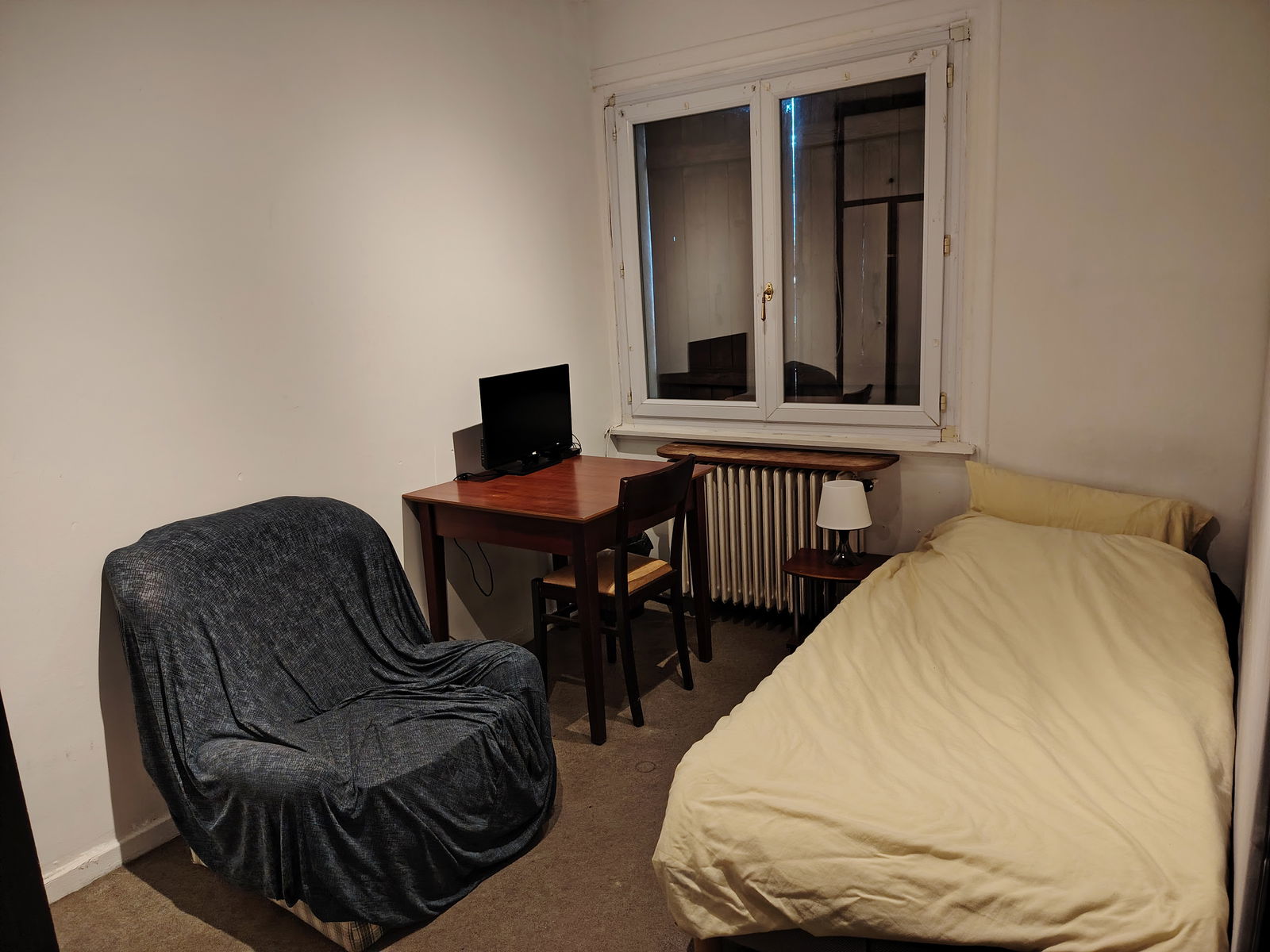 Homestay Prévessin-Moëns 92757