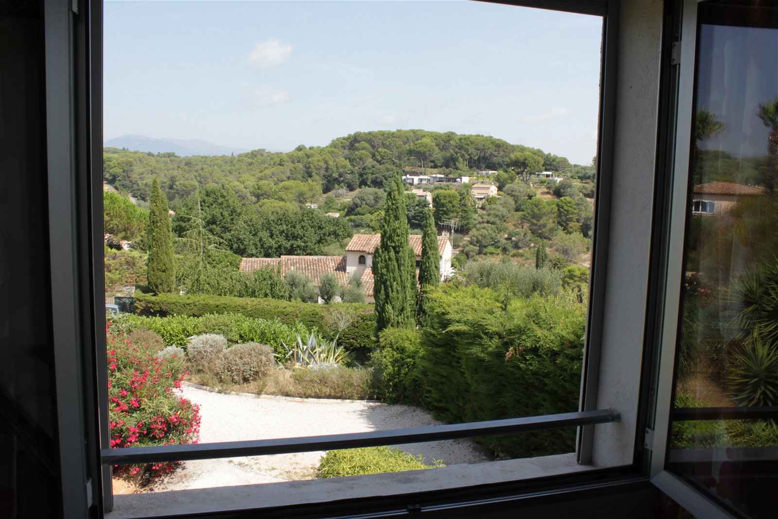 Homestay Antibes 85221