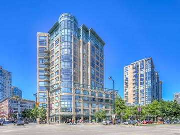 Colocation Vancouver 430247-13