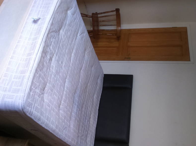 Homestay Church Gresley 144247-3