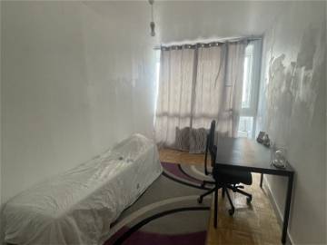 Roomlala | Furnished room in Laurent Bonnevay