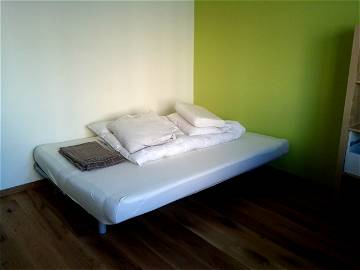 Roomlala | Furnished Room Near Airport