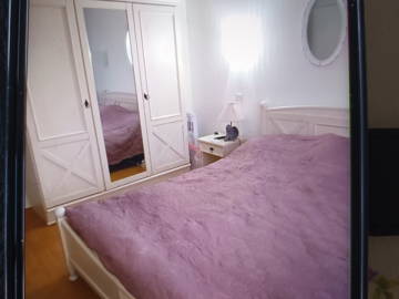 Roomlala | Furnished room near city center train station, all trans commerce