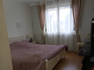 Roomlala | Furnished room near city center train station