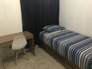 Roomlala | Furnished Room Near Plaza Del Sol, Two Blocks From