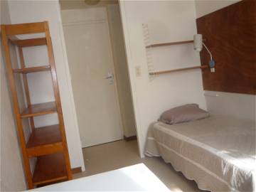 Room For Rent Gif-Sur-Yvette 385279-1