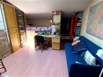 Roomlala | Furnished Room Paris 20th, 15 M2, House With Garden