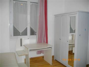 Room For Rent Ternay 256130-1