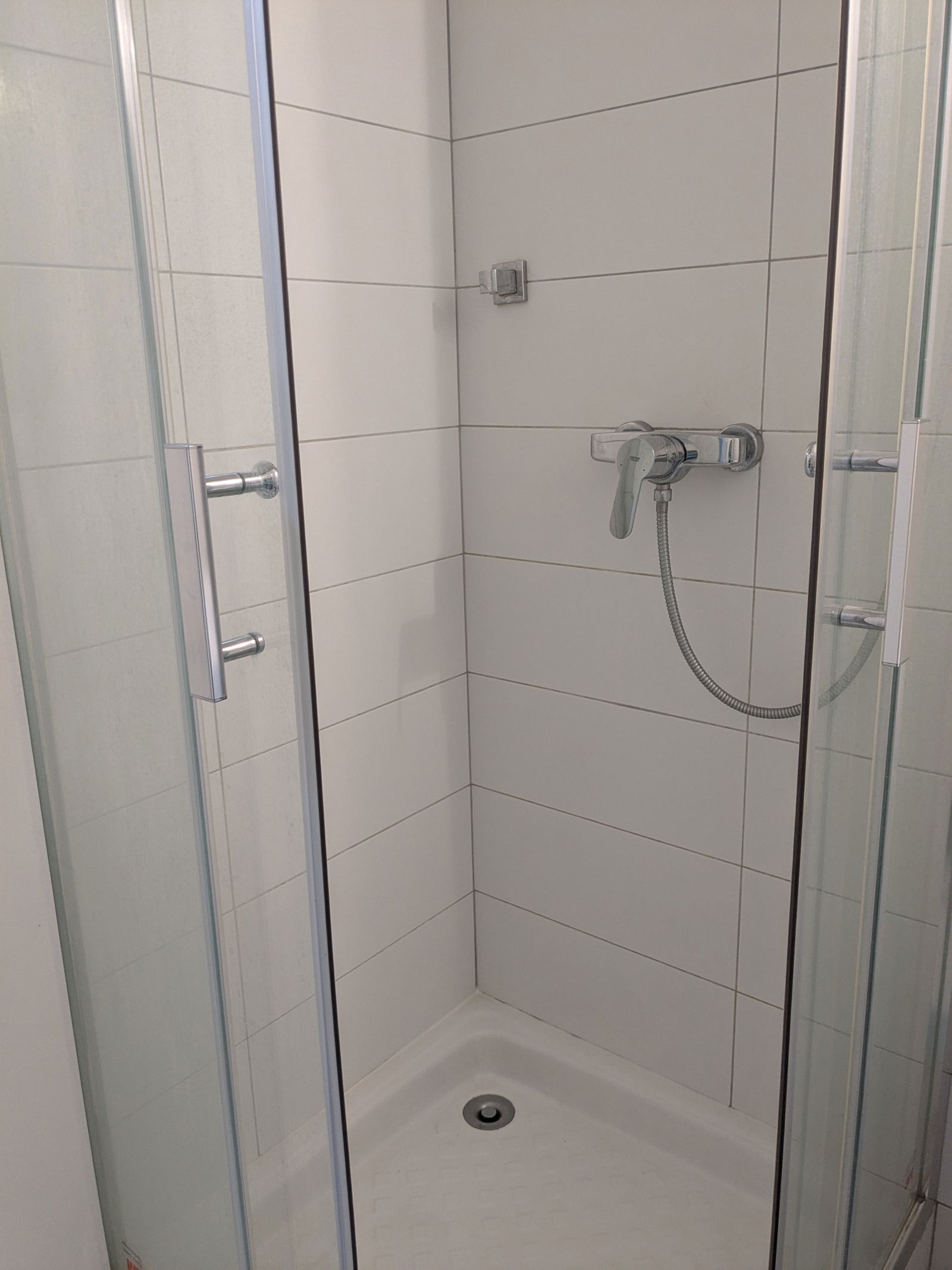 Independent Studio Orsay 200234