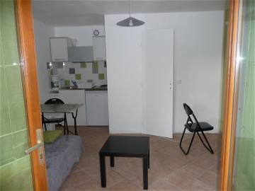 Room For Rent Vaulx-En-Velin 257585-1