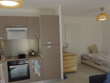 Roomlala | Furnished studio 29m² (20 min Paris/Disney)