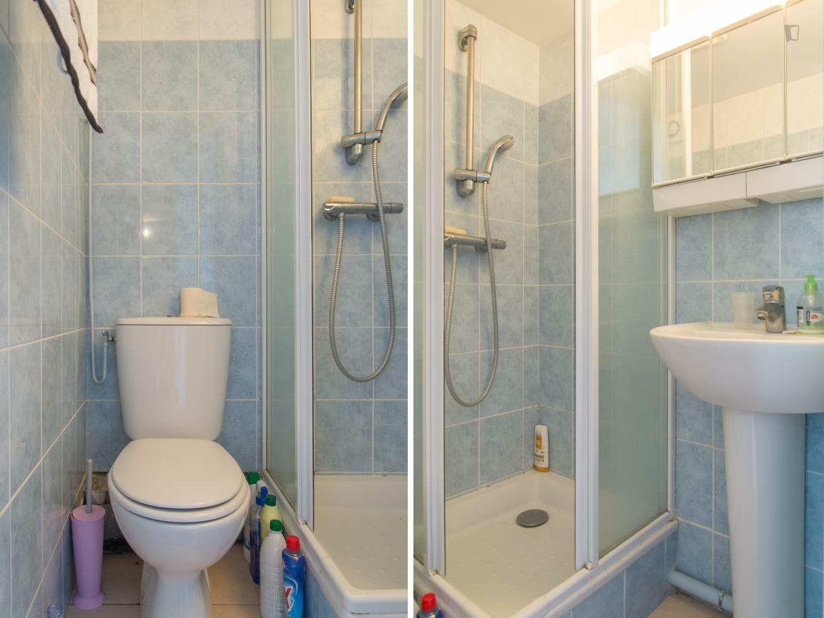 Entire Home Chaville 62471