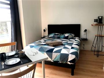 Roomlala | Furnished Studio La Gavotte Rented At Night In Downtown Gavotte