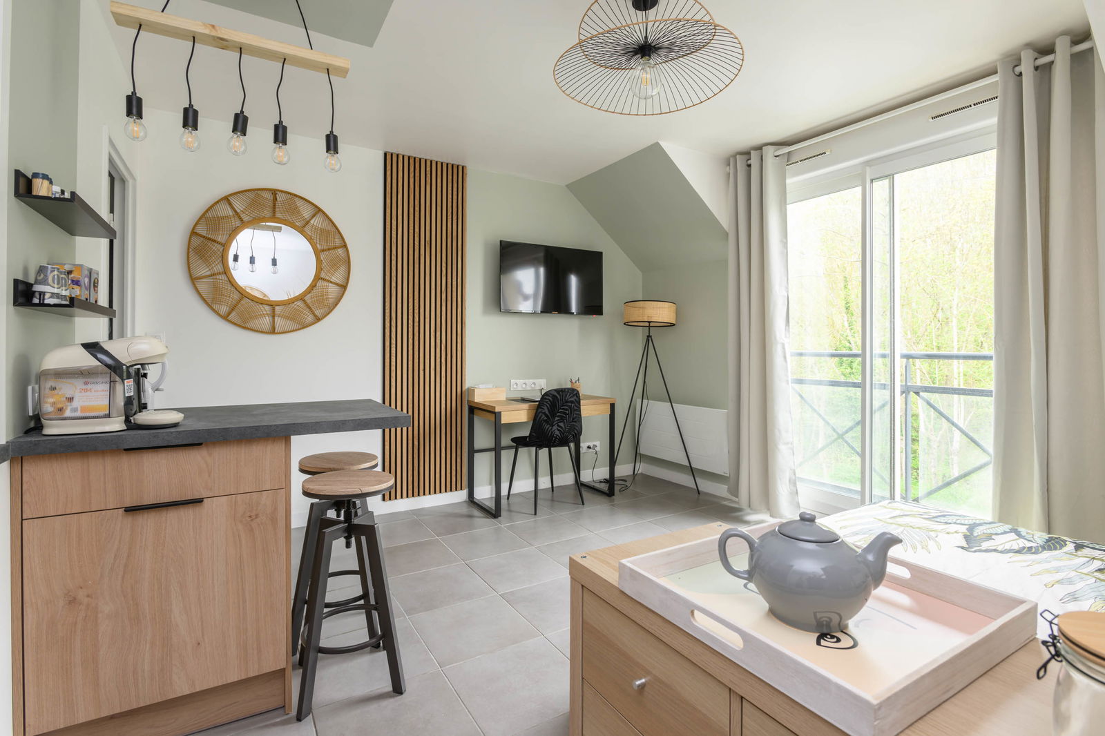 Entire Home Lèves 377917