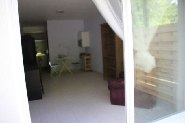Homestay Ecully 22648