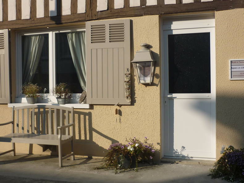 Entire Home Chavanges 73190-2