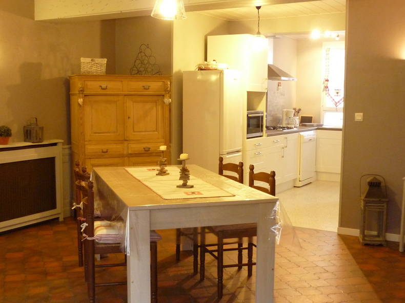 Entire Home Chavanges 73190-3