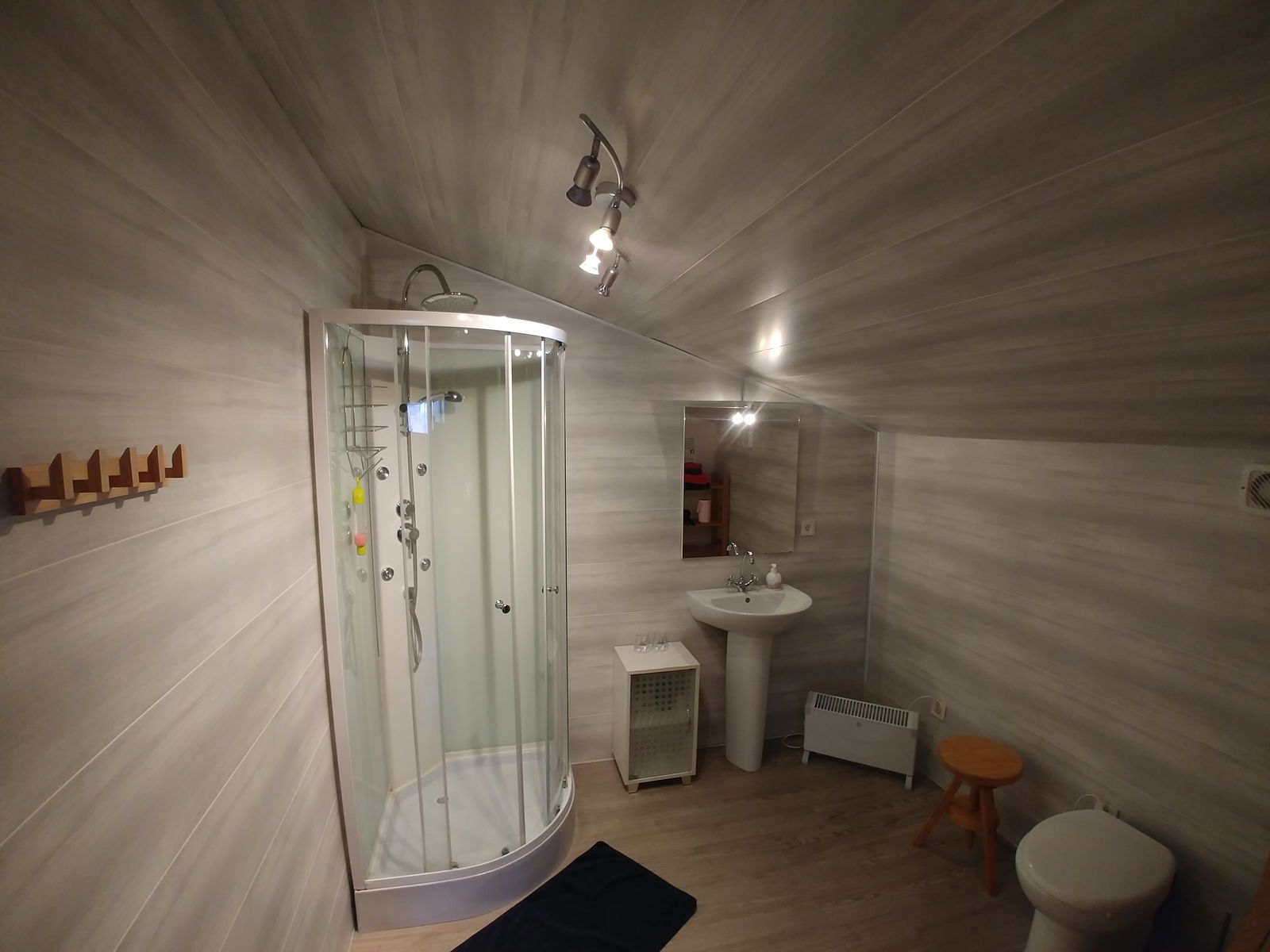 Habitaciones De Huéspedes Beaumont Saint-Cyr 67871