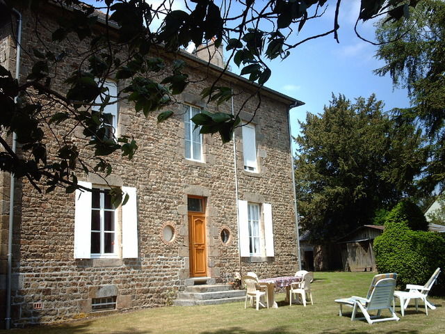 Gästezimmer La Sauvagère 11135