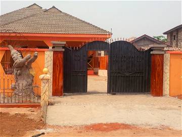 Roomlala | Ganzes Haus Zu Vermieten In Accra