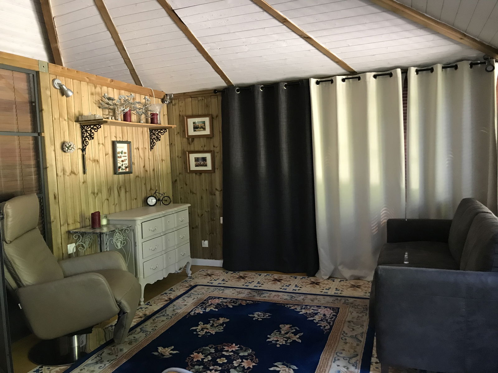 Entire Home Tassin-la-Demi-Lune 141165