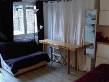 Room For Rent Loos 142201