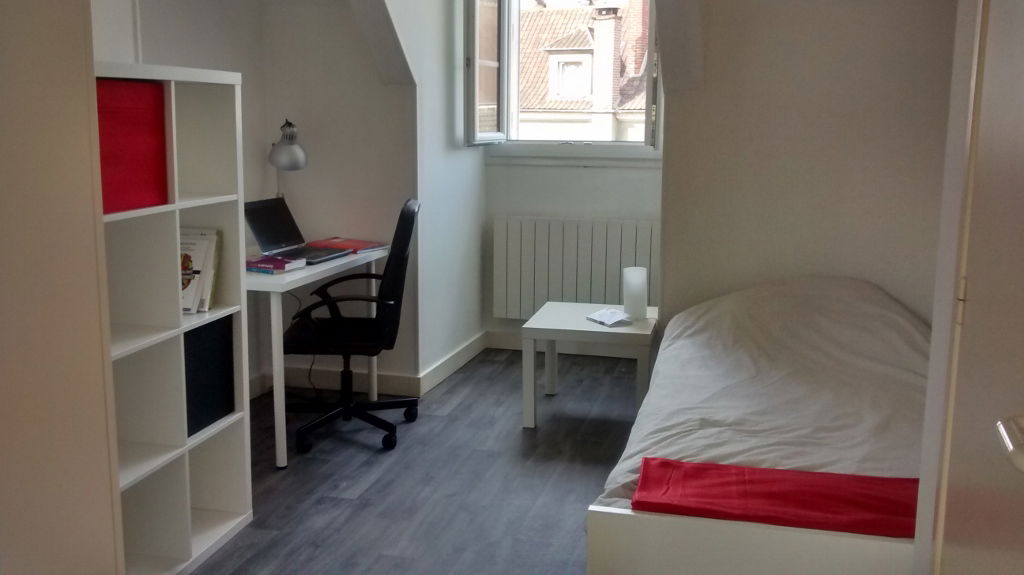 Colocatie Compiègne 532208