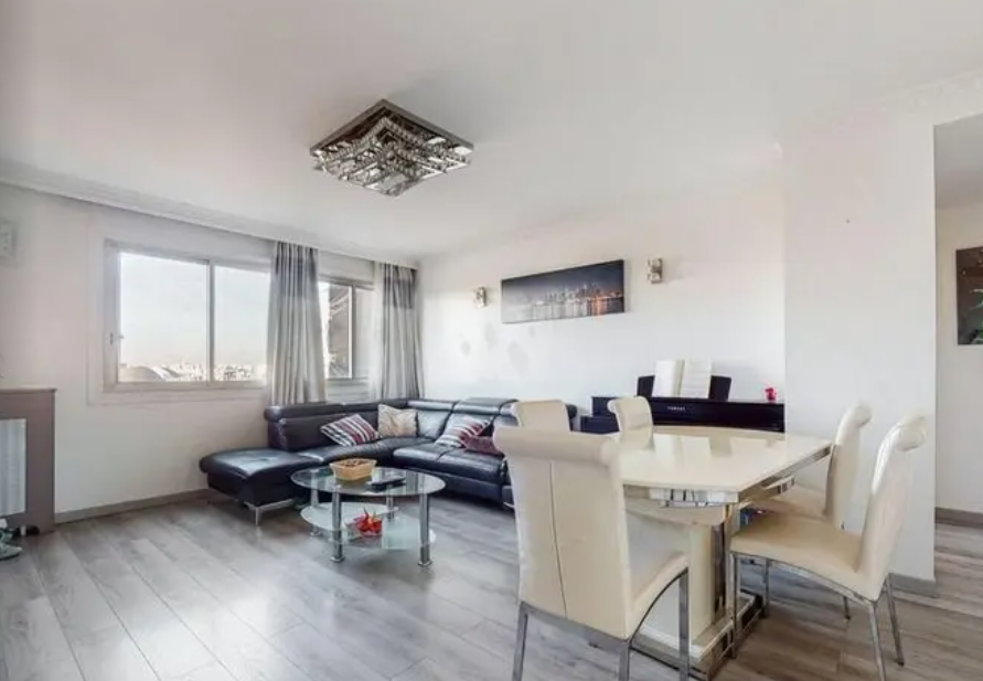 Colocatie Massy 245076