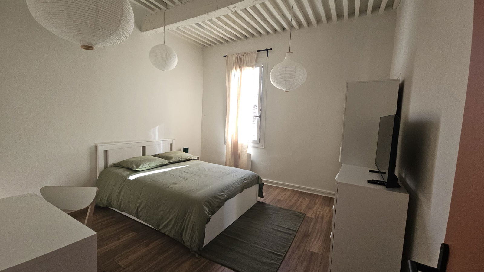 Colocatie Carpentras 594823