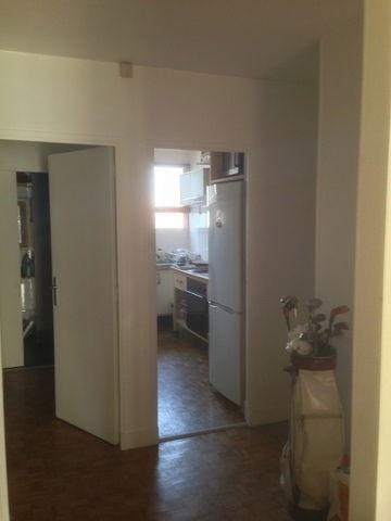 Colocatie Le Bourget 56078