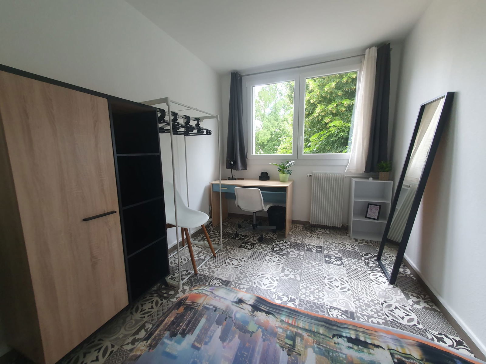 Colocatie Tours 531889