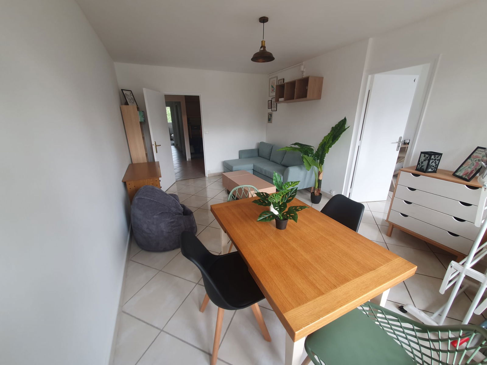 Colocatie Tours 531889