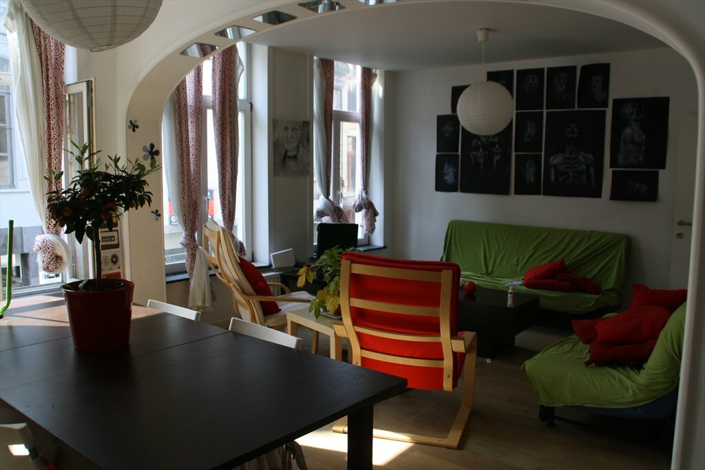 Colocatie Mons 85396