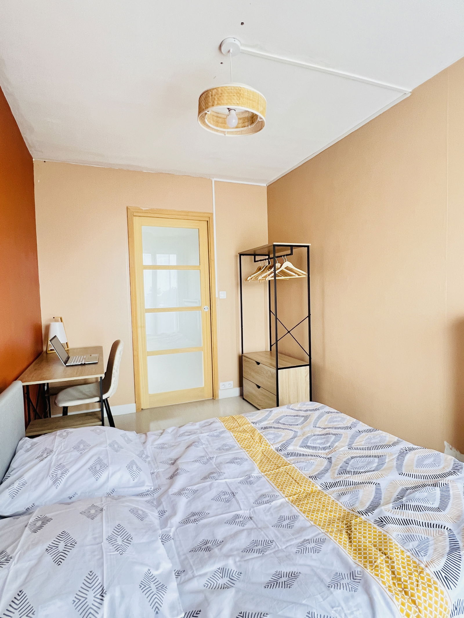 Colocatie Tours 587917